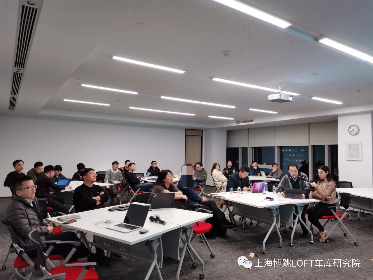 张家界杭州LOFT车库专题会